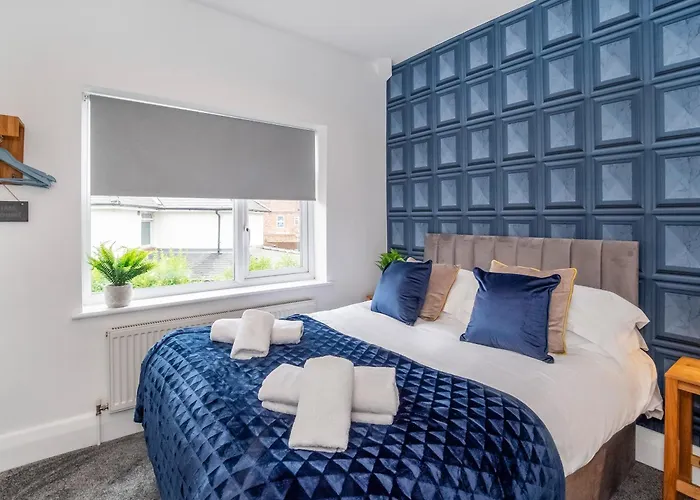 Dom wakacyjny Stylish Hot Tub House *