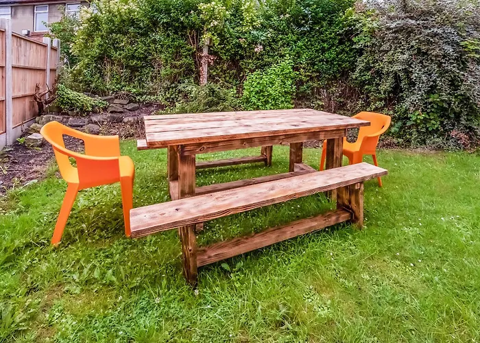 Dom wakacyjny Stylish Hot Tub House York